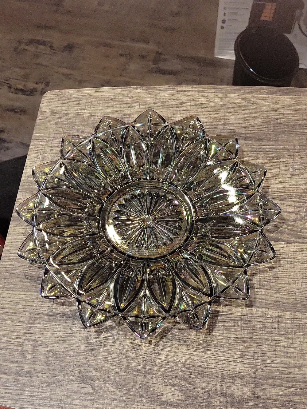 Federal Glass Irridescent Petal Platter,PRISTINE!